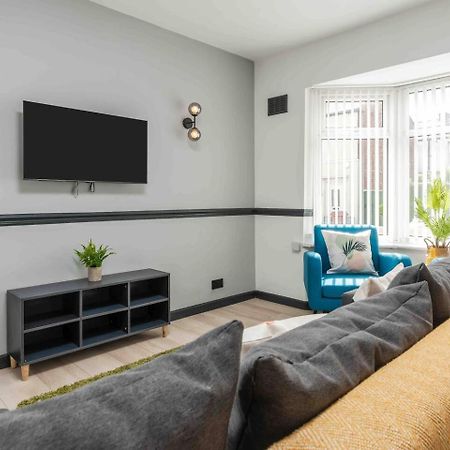 3-Bed Scouse House Near Anfield & Goodison Villa Liverpool Eksteriør billede