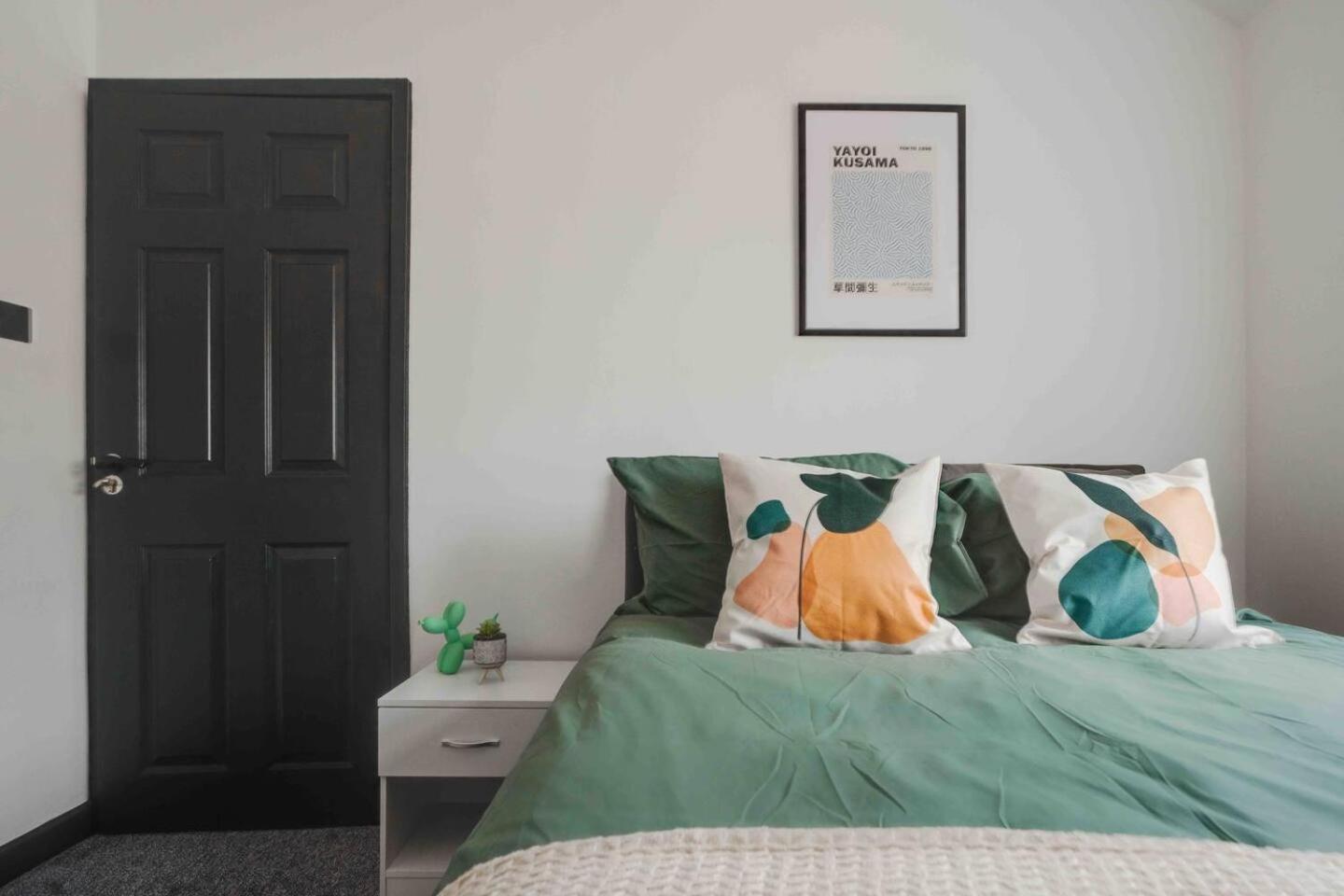 3-Bed Scouse House Near Anfield & Goodison Villa Liverpool Eksteriør billede