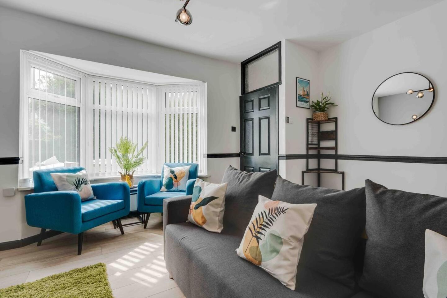3-Bed Scouse House Near Anfield & Goodison Villa Liverpool Eksteriør billede