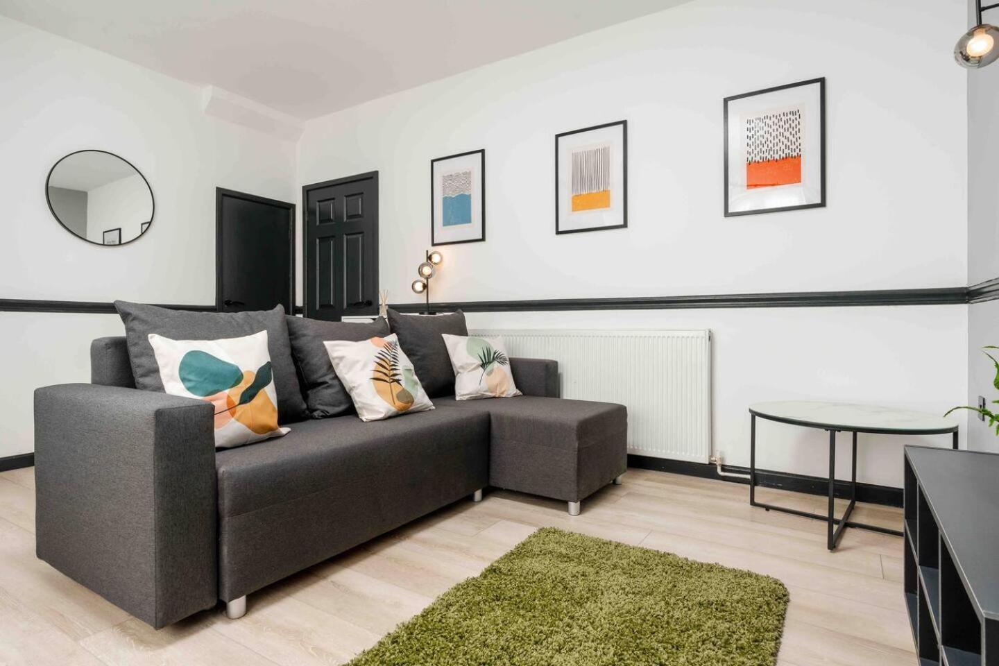 3-Bed Scouse House Near Anfield & Goodison Villa Liverpool Eksteriør billede